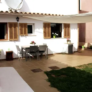 bonito-chalet-en-sa-rapita.allmallorcahotels.com/
